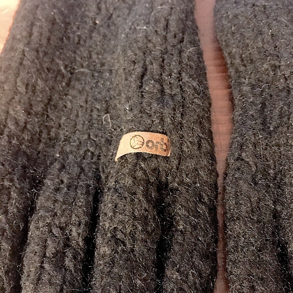 Orb wool scarf